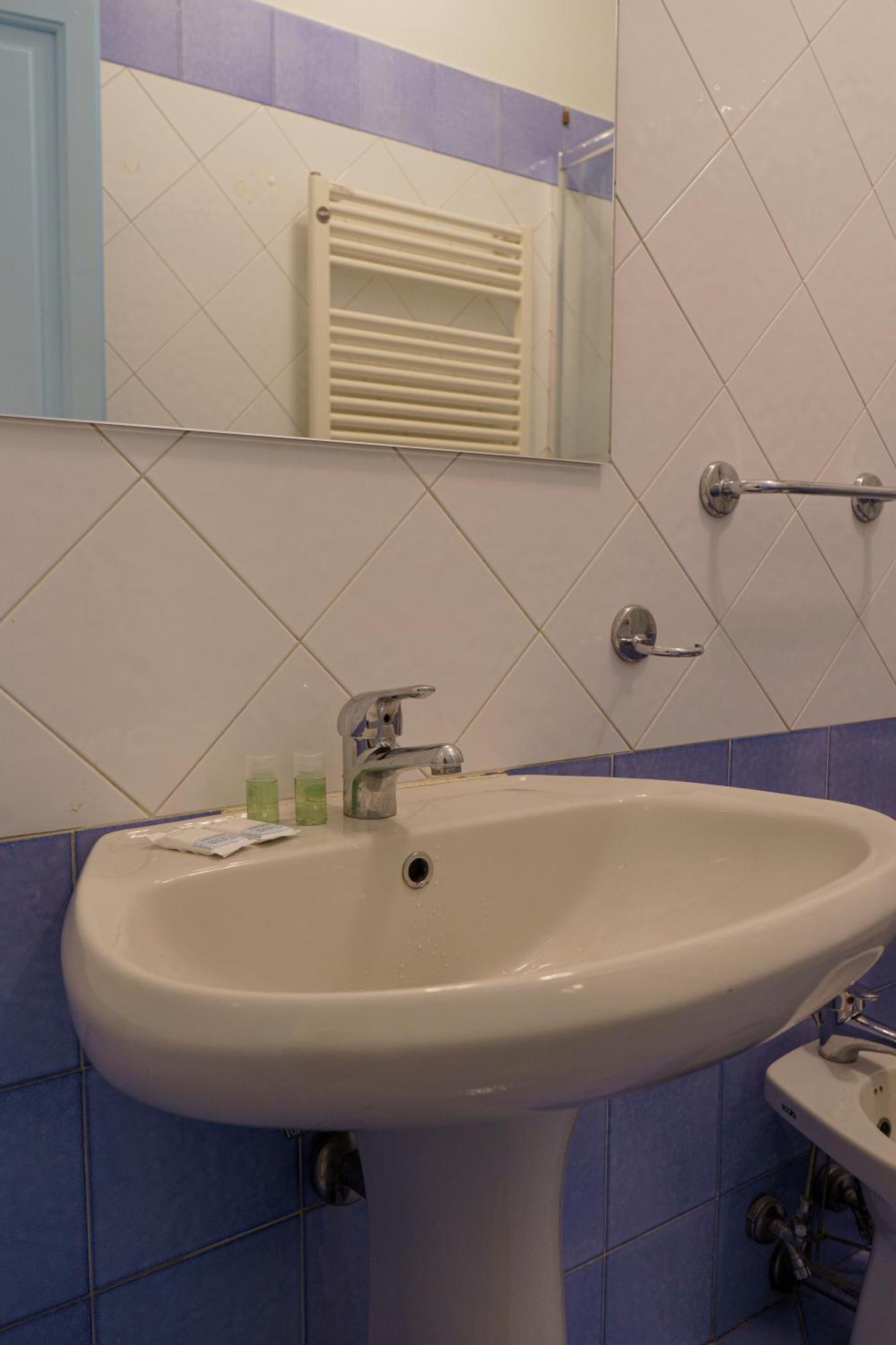 Central 1 Bedroom Apartment In The City Center Florença Exterior foto